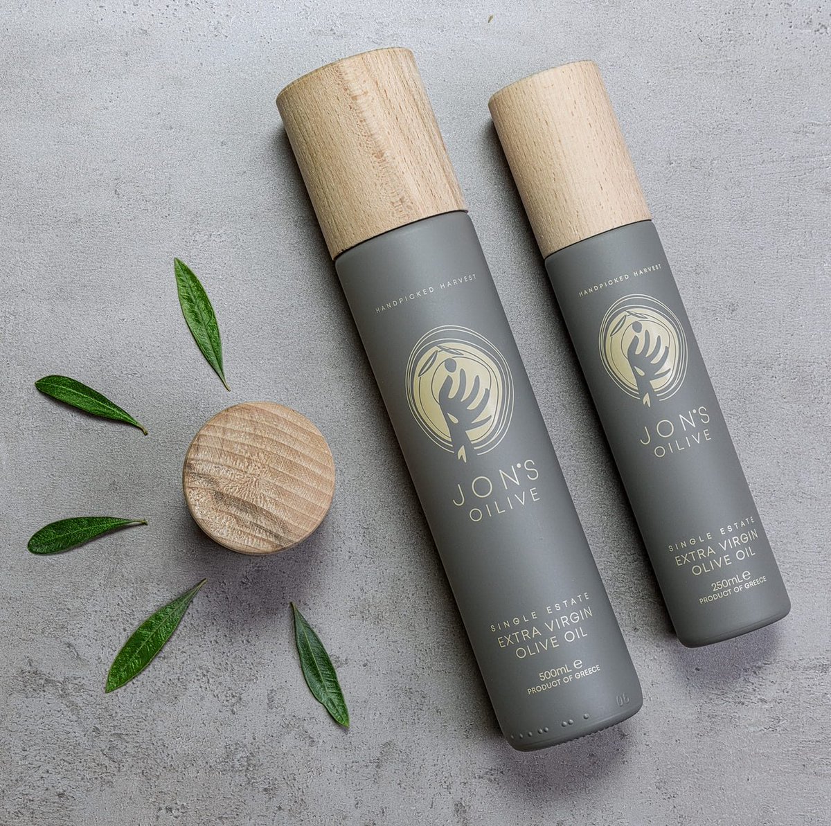 Experience the awe-inspiring aesthetic of our premium #EVOO, crafted from olives harvested from the wooden groves of Greek heritage by jonsoilive

#extravirginoliveoil #greece #stefanandsons #madeingreece #evoo #freeshipping #offer