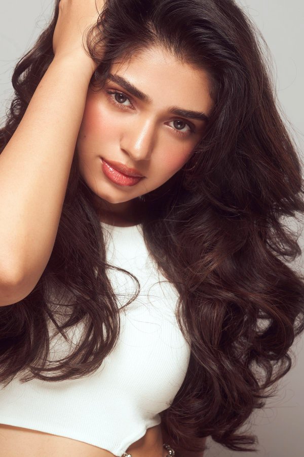 GHWjVDNWMAAyUZp?format=jpg&name=900x900