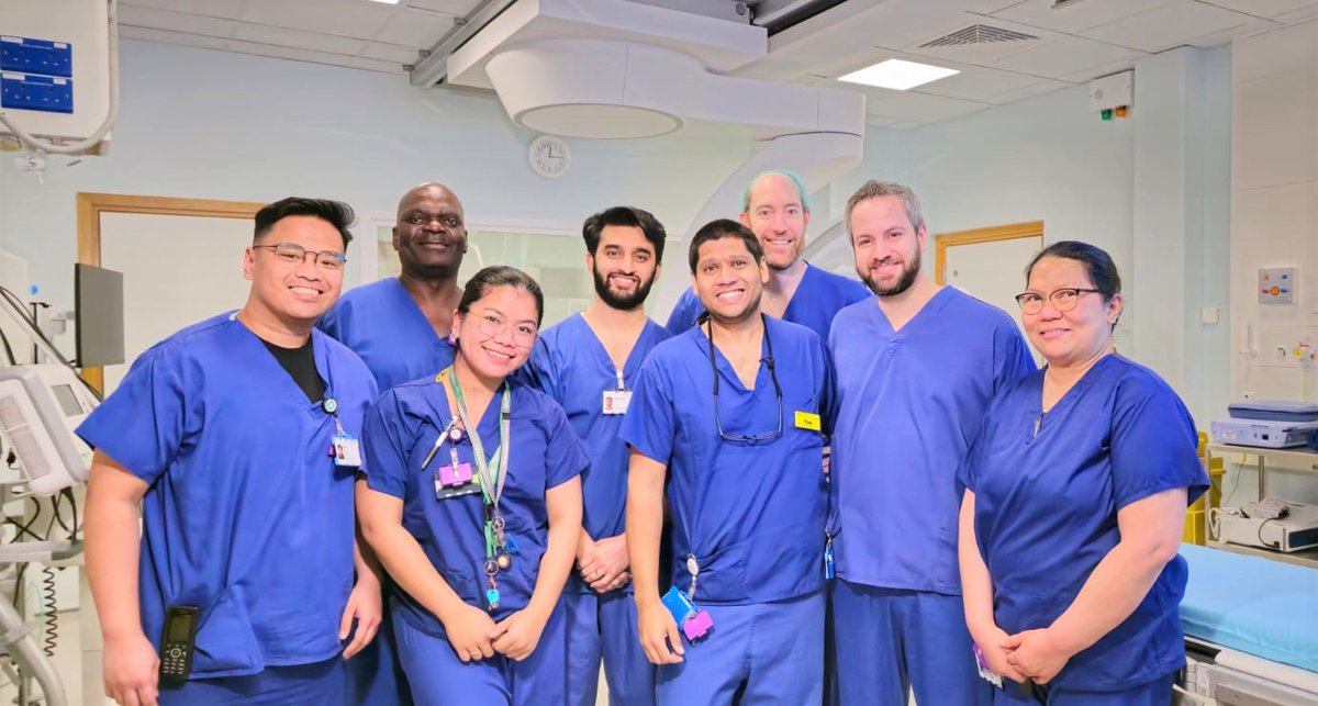 📸 Meet our team at the PRUH behind an innovative treatment that uses microwave energy to treat patients with enlarged #thyroid. Visit our website to hear from Dr Tim Yusuf, Consultant Interventional Radiologist, who led the team during the procedure. ➡️ bit.ly/49z75PF