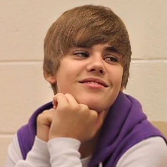 pauxbieberx's tweet photo. ya va a cumplir 30 https://t.co/uYg0BdB4vQ