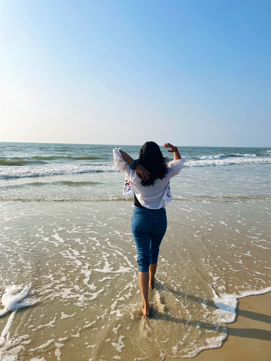 butterkulchaa's tweet photo. beach media? 🌊 https://t.co/DHCqmvV1xr