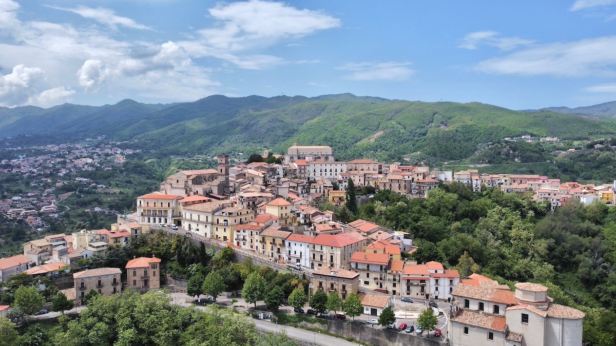 Luca Maria Aiello (lajello.bsky.social) (@lajello) on Twitter photo Call for contributions for #ASONAM'24, to be held in Rende, in sunny Calabria ☀️. Paper deadline: April 15th, workshops & tutorials proposals: March 20th.
Contributions from Network Science, Data Science, and Machine Learning are welcome!
asonam.cpsc.ucalgary.ca/2024/CFP.php
<a href="/asonamcon/">ASONAM Conference</a> Call for contributions for #ASONAM'24, to be held in Rende, in sunny Calabria ☀️. Paper deadline: April 15th, workshops & tutorials proposals: March 20th.
Contributions from Network Science, Data Science, and Machine Learning are welcome!
asonam.cpsc.ucalgary.ca/2024/CFP.php
<a href="/asonamcon/">ASONAM Conference</a>