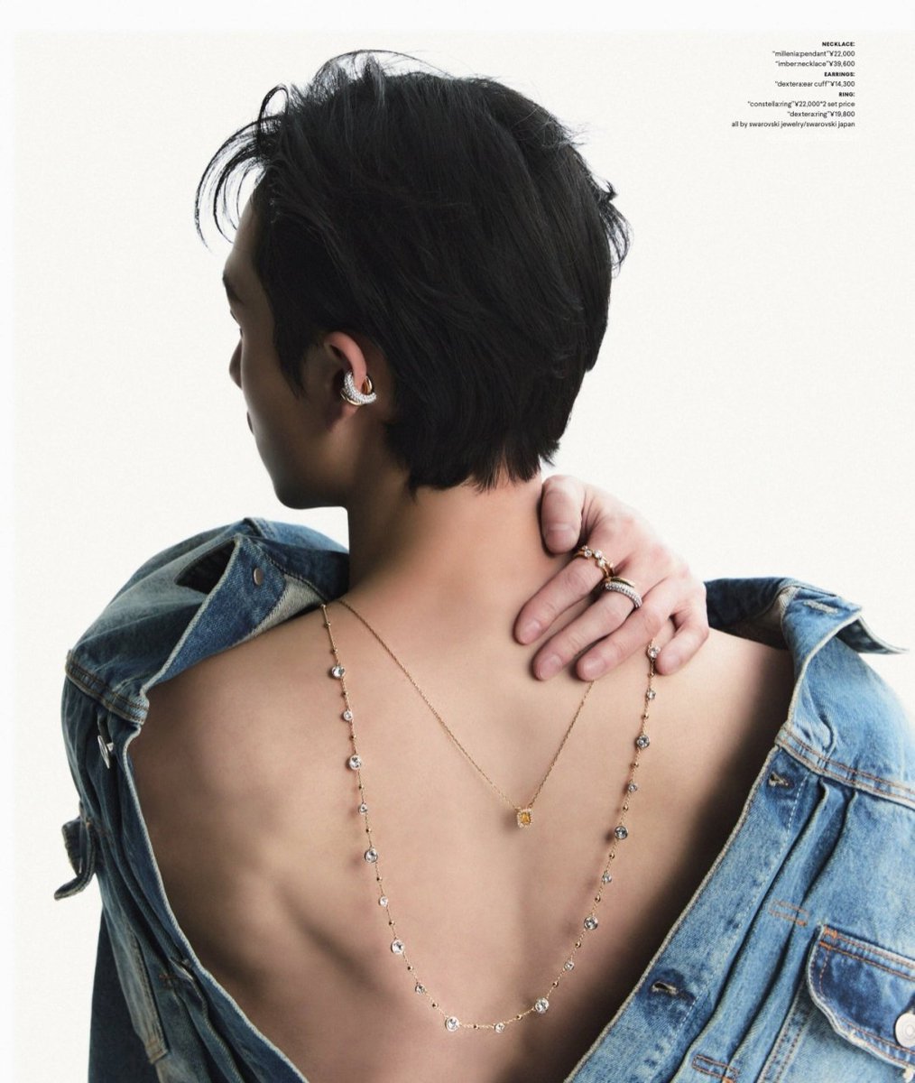 viraltakes's tweet photo. Bang Chan is sizzling for Swarovski X Nylon Japan. https://t.co/FWRmJuB80G