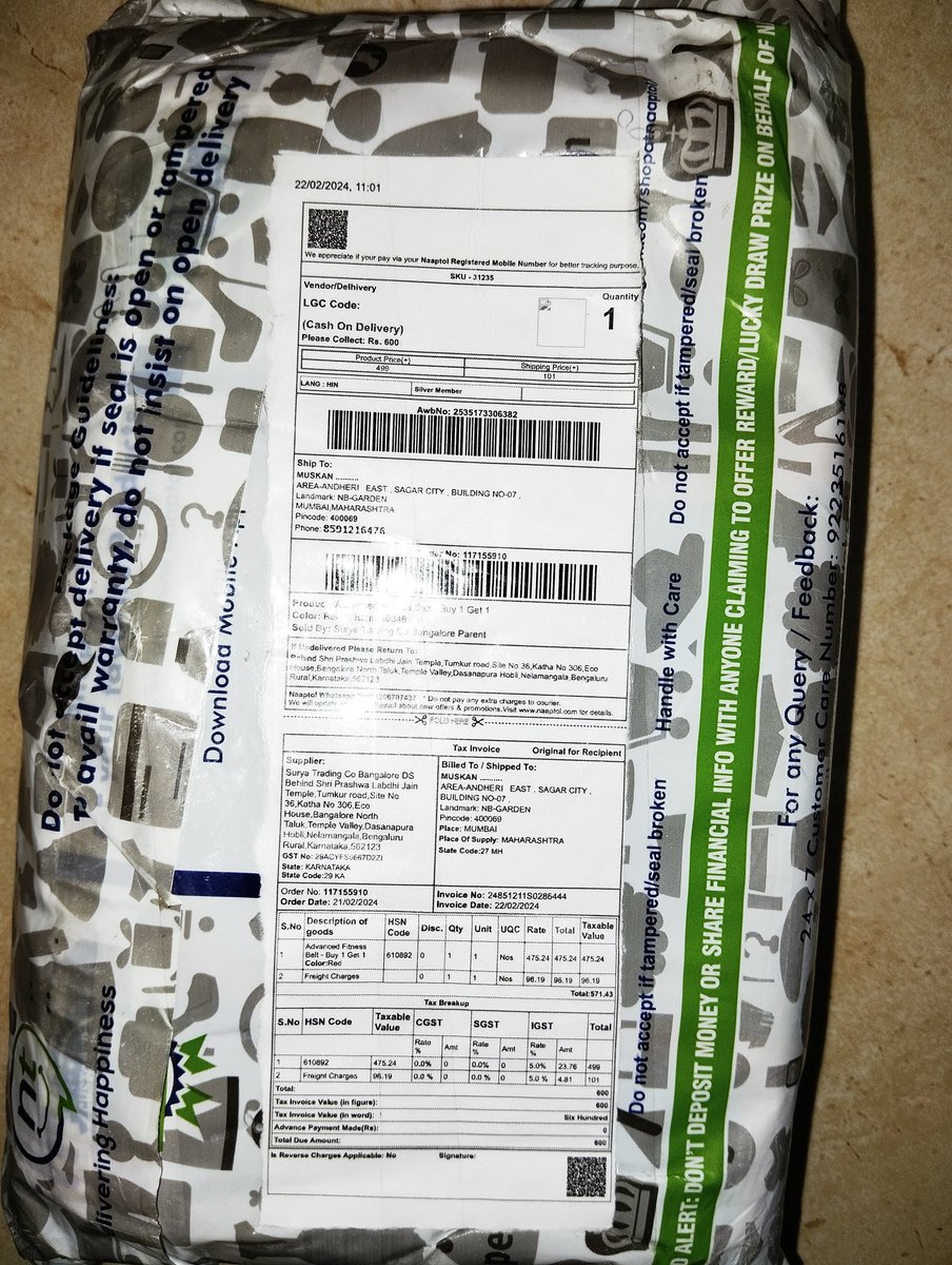 Aap loog scam karke product sale kar rahe. Product par naam or address ek dum hai lekin Maine kohi bhi product purchase nhi Kia hai.Aap loog ko adress or naam kaha say milta hai batao Zara?Mera Paisa muje return chaye.@shopatnaaptol @NaaptolSupport