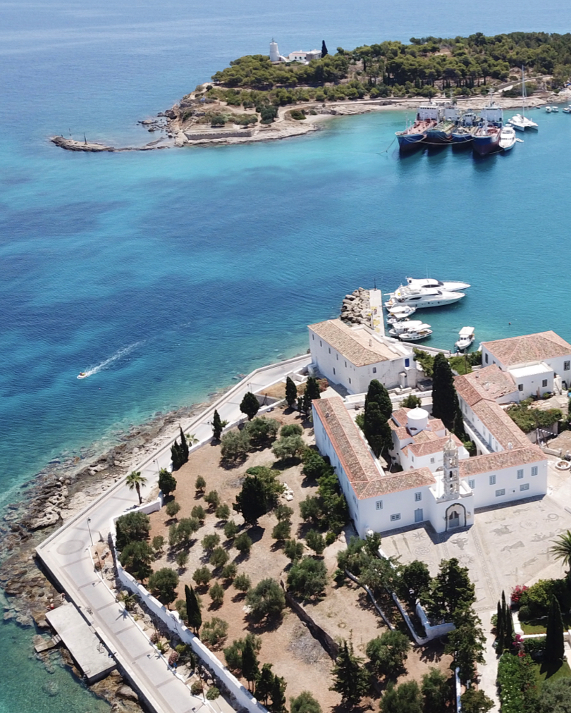 Crystalline shores combined with unique architecture and natural landscapes make Spetses a paradise waiting to be explored all year round. #Poseidonion #Spetses #hotel #hospitality #historichotel #greece