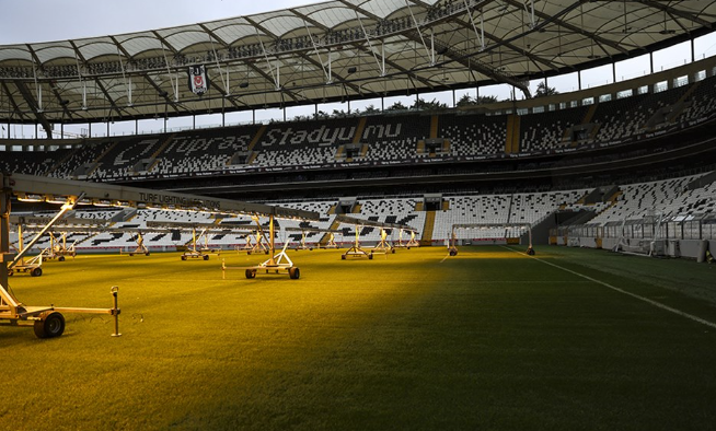 🔹Kupada çeyrek final heyecanı
🔹Türk futbolunda Icardi tartışması
🔹Özbek’ten TFF’ye istifa çağrısı

<a href="/NumanGulsen/">Numan Gulsen</a> ve @EgeBerKiraz sporun gündemini konuşuyor.

#SporMerkezi 19.15'te başlıyor. 

Programı buradan da dinleyebilirsiniz: live.ntvradyo.com.tr
#ntvradyo <a href="/ntvspor/">NTV Spor</a>