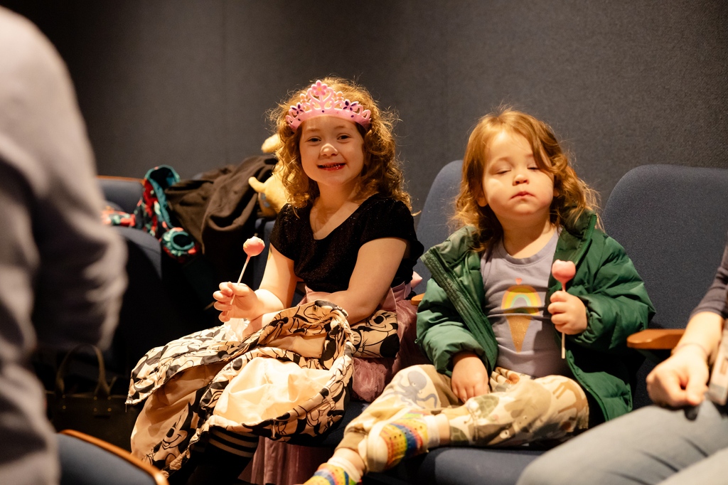 E_DCJCC's tweet photo. Thanks to everyone who joined us this past Sunday for JxJ's screening of An American Tail - we had such a great time at our first family film day! Make sure to visit https://t.co/mObuyInkuY to catch a glimpse at other upcoming family programs. https://t.co/7IwEq8ihQN