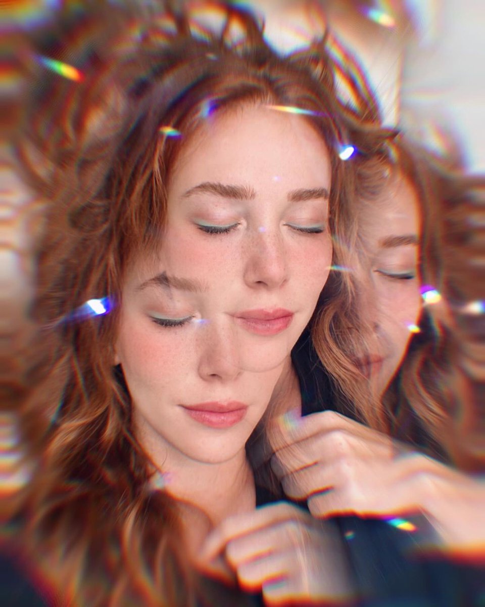 letchez7_'s tweet photo. 🥰💕 So beautiful
#ElcinSangu https://t.co/s3pmhwRAUq