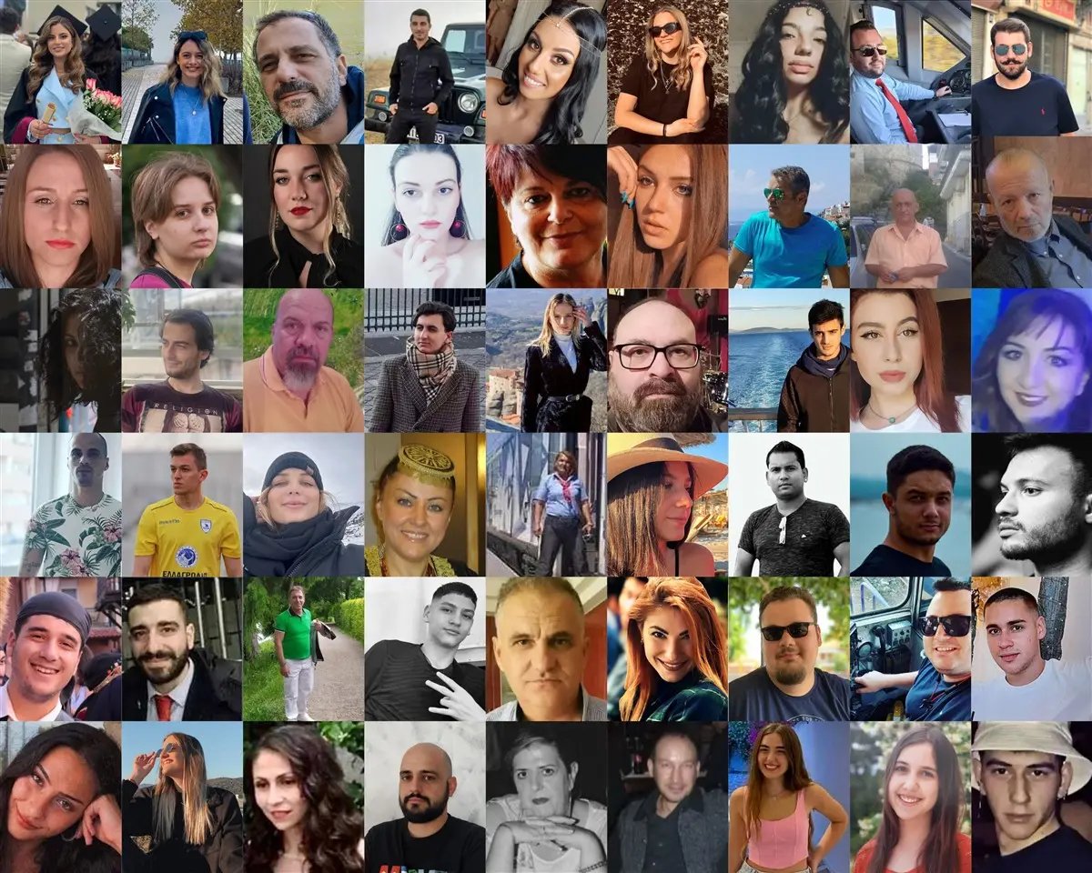 roidis54's tweet photo. Σαν σημερα περσυ ηταν 
ΖΩΝΤΑΝΟΙ, ΖΩΝΤΑΝΕΣ
χαρουμενοι , χαμογελουσαν , ερωτευοντουσαν και προκοβαν
δεν εγιναν θυσια Πορτοσαλτε, Τσημα, Μητσοτακη
Δ   Ο   Λ   Ο   Φ   Ο   Ν   Η   Θ   Η   Κ   Α   Ν
Δ  Ε  Ν      Σ  Υ  Γ  Κ  Α  Λ  Υ  Π  Τ  Ε  Τ   Α  Ι https://t.co/wdMMAv3Em4