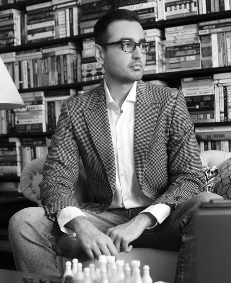 Awais Khan (@awaiskhanauthor) on Twitter photo Hi Everyone! Due to popular demand I'm offering my 5 week Online Creative Writing Course again! Open to the World 🌎
DM me or <a href="/TheWritingInst/">The Writing Institute</a> today to book a spot! Course starts March 3rd! Over 10,000 people have taken my courses in the past
#WritingCommunity
RT please! Hi Everyone! Due to popular demand I'm offering my 5 week Online Creative Writing Course again! Open to the World 🌎
DM me or <a href="/TheWritingInst/">The Writing Institute</a> today to book a spot! Course starts March 3rd! Over 10,000 people have taken my courses in the past
#WritingCommunity
RT please!