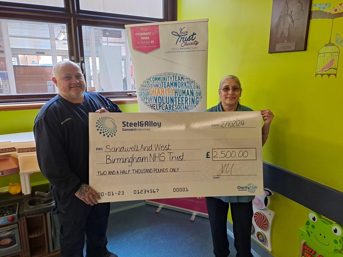 SWBHCharity's tweet image. Thank you Nigel from Steel &amp;amp; Alloy @Gonvarri for a fabulous donation to @SWBHnhs  children's ward relocating to @MidlandMetUH this year, received by our HCA Jas! Their support will help us host play areas &amp;amp; create engaging displays in waiting areas for our young patients