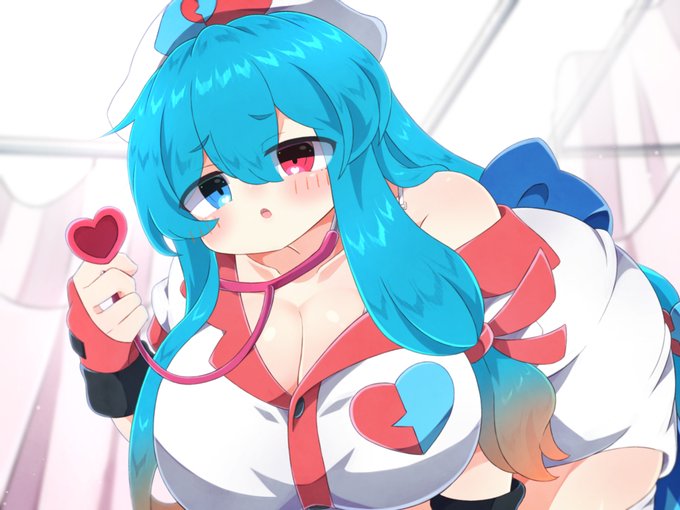 心なしかお顔も赤いですし心拍数も高いようです。
今日は大人しく寝ていてくださいね? 