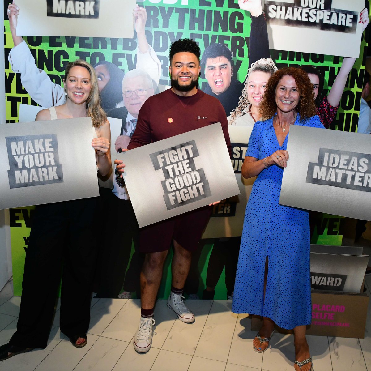 Culture and creativity matter because they bring us together & keep us moving forward. 

@ruth_millington, @MrCaseyBailey & @LizzieHardy16 at @E2EShakespeare / @TheRSC  exhibition @LibraryofBham #Birmingham2022.

Everything seemed possible then; & it will again.

#CultureMatters