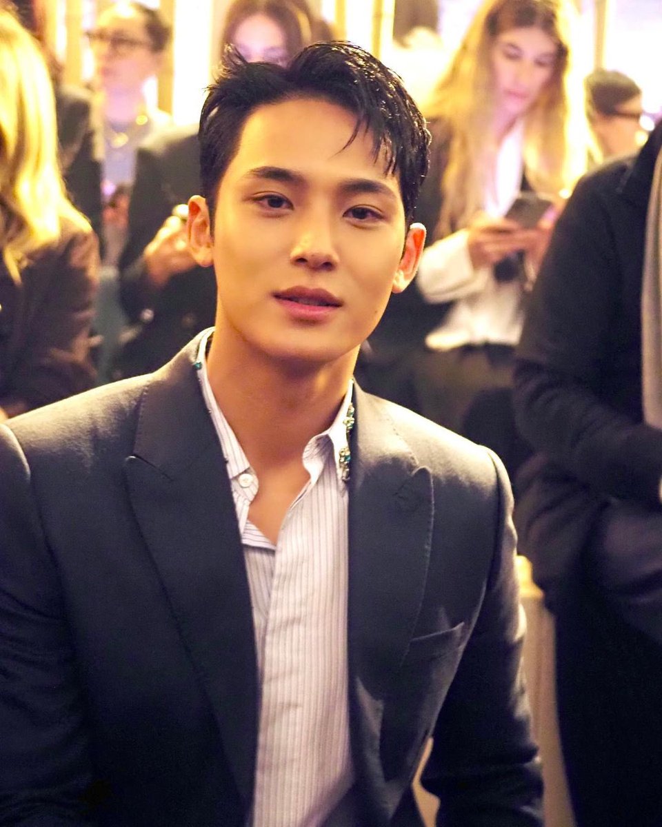 wonubliss's tweet photo. MINGYU AT PARIS FASHION WEEK https://t.co/iJw3DgxaXp