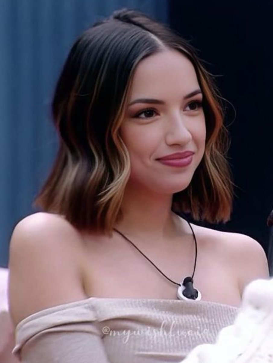 LolitixSV's tweet image. Han sido una pareja polémica tanto dentro como fuera de la casa de Guadalix de la Sierra. Nos han brindado momentazos los dos. Están a un paso de la GRAN FINAL: Quién merece ganar #GHDúo2 ? 🥇🙌🏻

❤️LUCÍA SÁNCHEZ

🔁MANUEL GONZÁLEZ

#GHDUOSemiFinal2 #GHDúo27F