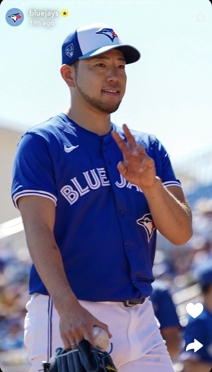 How bout Kikuchi’s chinstrap right before #charch!?? Helping to raise awareness. What a beauty. #handsome 
<a href="/nielsonTSN1260/">Dustin Nielson</a> <a href="/Lieutenant_Eric/">Lieutenant Eric</a>