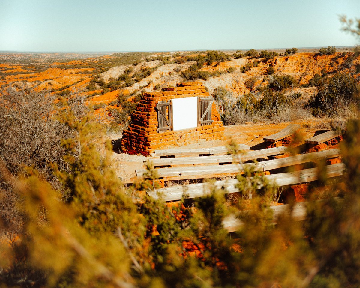 SKemp_97's tweet photo. One of my favorite stops in Texas, hands down. Caprock Canyons State Park. https://t.co/K7ibPJnKBT