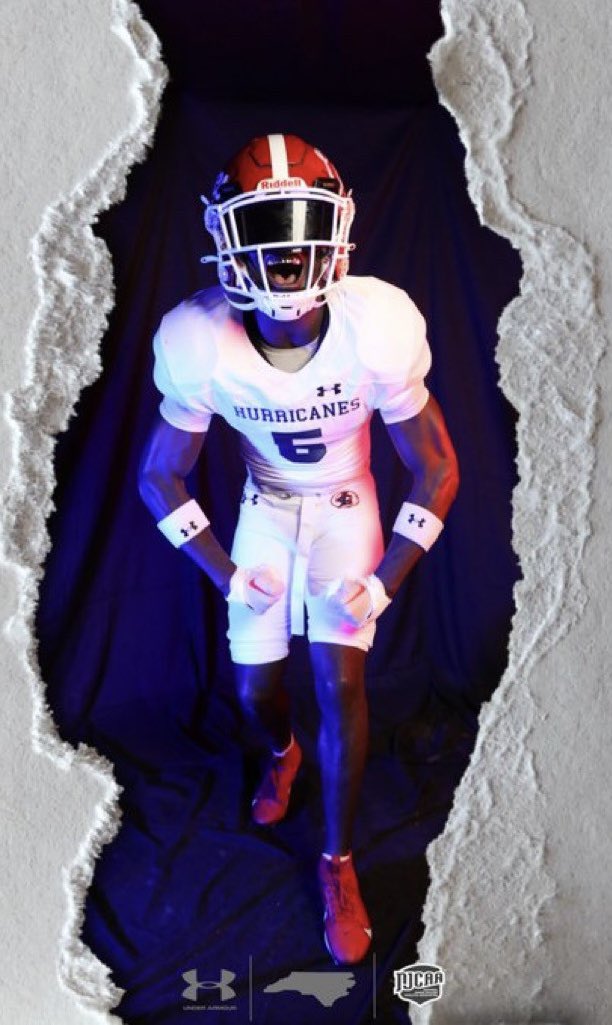 Blessed and thankful to be continuing my academic and athletic career on the next level. 100% Locked 🔒in with <a href="/Louisburg_FB/">Louisburg College Football</a> !! Thank you <a href="/Coach_QSpellman/">Quinderra J. Spellman</a> for the opportunity!! <a href="/Coach_B_Epp1/">Coach B</a> <a href="/BMACICE/">🅱️ COACH MAC Ⓜ️</a> <a href="/FTSATHLETICS/">FTSAthletics</a>