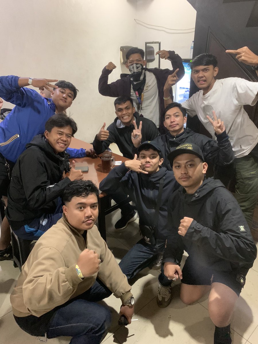 Abong menang langsung ka bekli <a href="/irianto/">pace_Ir</a> jeng <a href="/edo/">Edo van Royen</a>