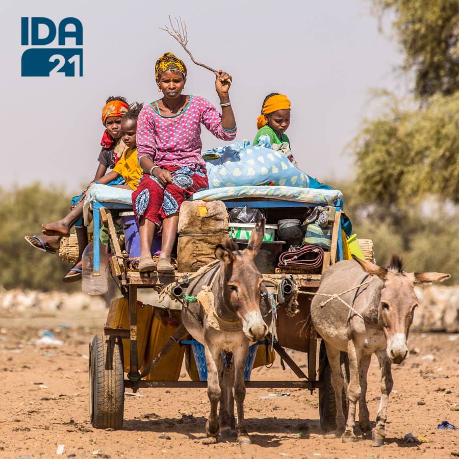 IFC_org's tweet image. By 2030, more than half of the world&apos;s poor people will live in fragile &amp;amp; conflict-affected situations.

IDA is committed to helping countries transition from crisis and fragility to a path of recovery and sustainable development: wrld.bg/zo2V50QIkk5 #FragilityForum #IDAworks
