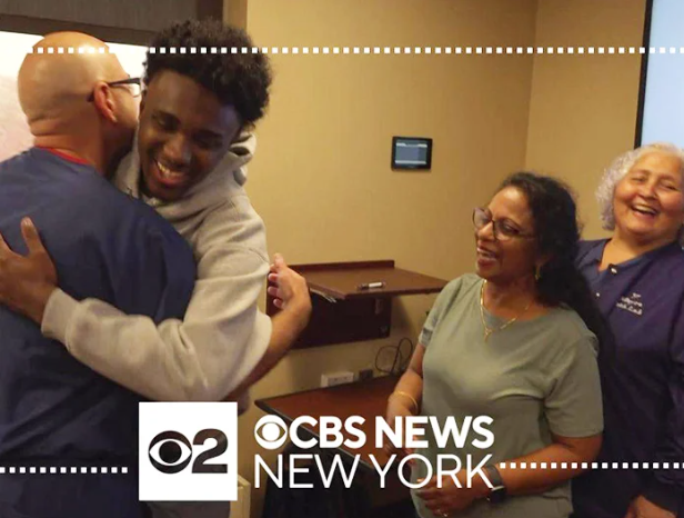 New Jersey man reunites with hospital team at Holy Name Medical Center in Teaneck, New Jersey that saved his life with a marathon 90-minute CPR session: ow.ly/hMH250QIkjE  #WeAreHealthCare (<a href="/HolyNameMedCtr/">Holy Name</a>)