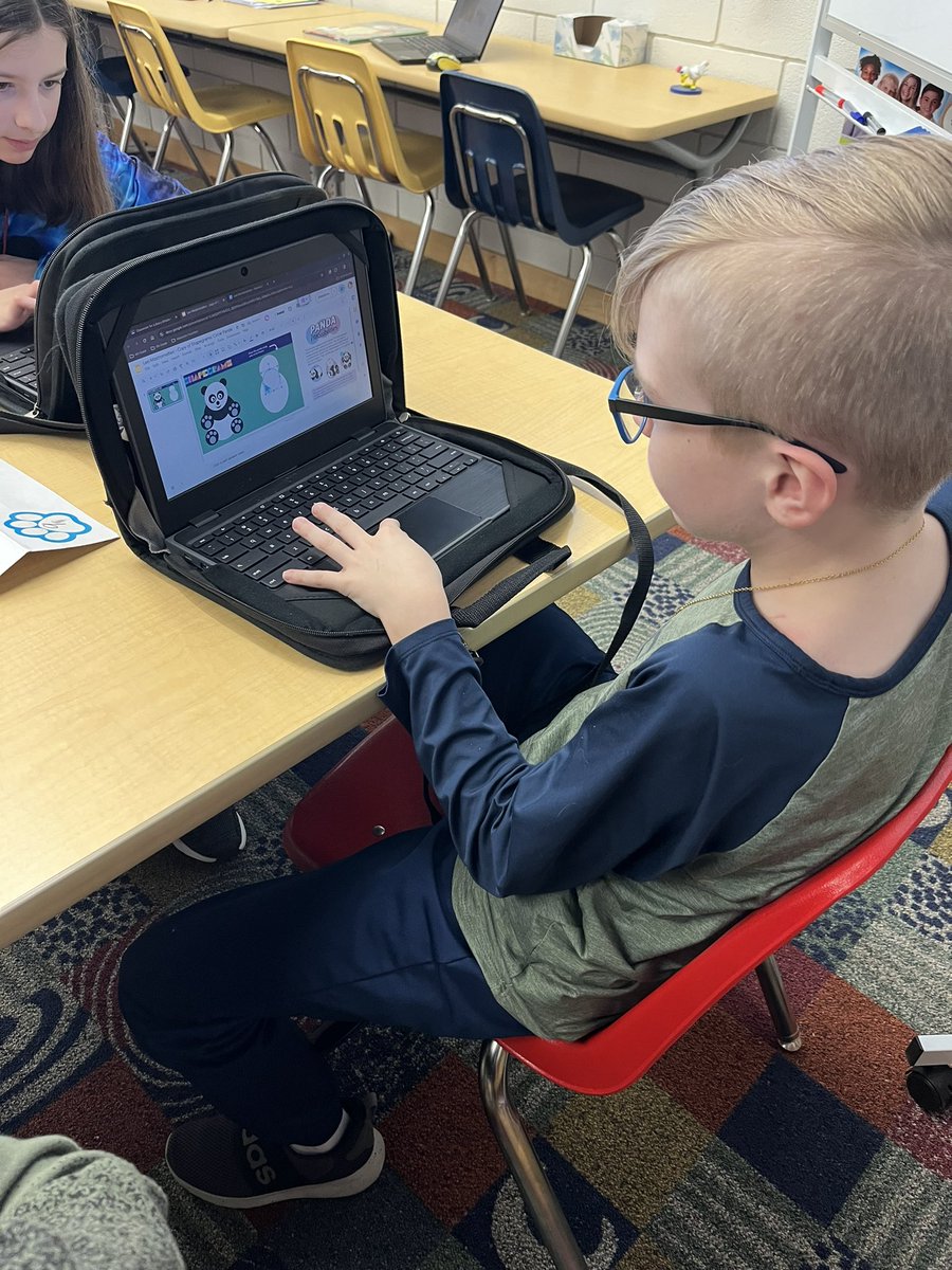 DAISLibrary's tweet image. 5th grade read Queen Panda Can’t Sleep and tried the @shapegrams panda to create their own panda! 🐼@DAISCommunity