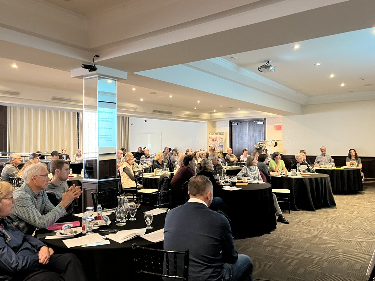 Dive into the OFA Financial Literacy and Farm Succession Planning Roadshow by <a href="/FarmLifeFPG/">Farm Life</a>! Today, Chatham hosted an insightful session empowering farmers with financial strategies &amp; succession planning tools. Check out other available sessions here 👉 ofa.on.ca/ofa-financial-…