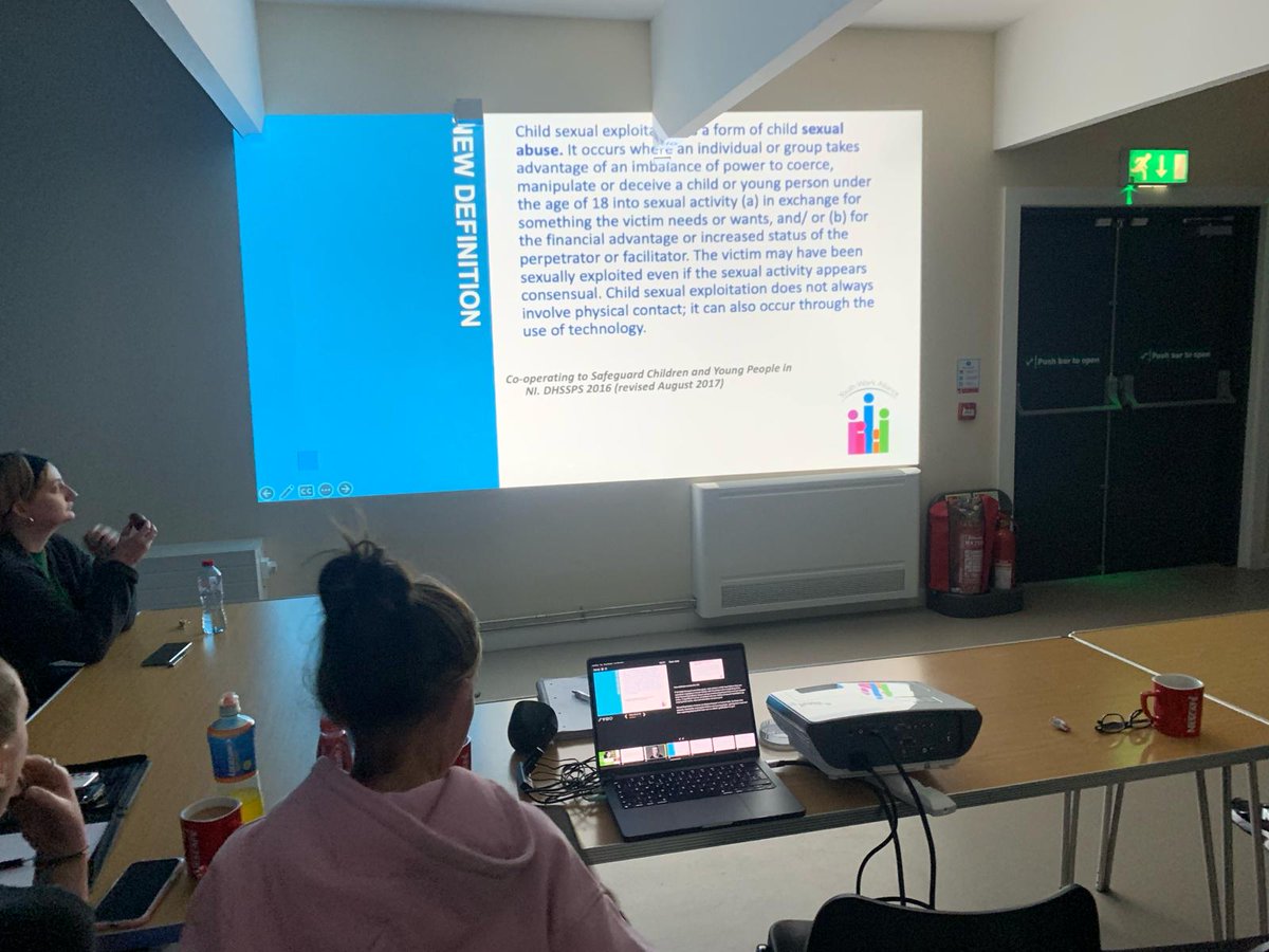 YouthWorkAll's tweet image. Our Senior Youth Worker facilitating our safeguarding and protection training tonight in Rathfearn Youth Club to their staff and volunteers. Great participation and engagement in the discussions from their team.
#DevelopingTheWorkforce
#YouthWorkWorks