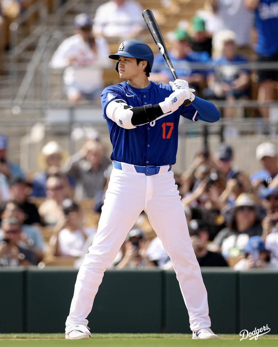 Dodgers's tweet photo. Shohei in Dodger blue. 💙 https://t.co/0rvHxWargC
