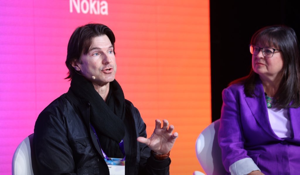 hubkonnect's tweet image. Our CEO Michael Koch speaking at #MWC24 Barcelona discussing what drives the innovation of Gen AI, where AI technology is heading, and the practical set of things that every organization MUST do to go from exploration to experimentation to value realization.  Leadership Matters.