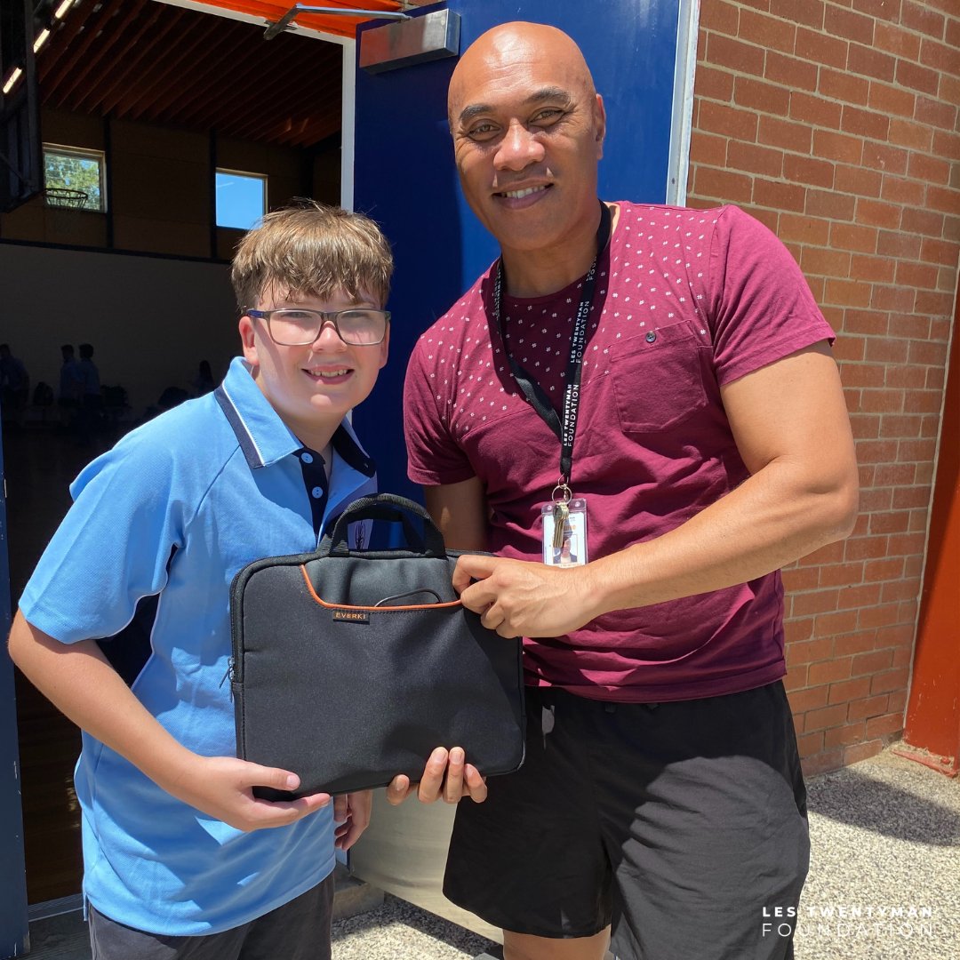 lestwentyman20's tweet photo. Our Back to School program provides students with the educational resources they need for the school year, including textbooks and stationery: https://t.co/UNdPIgzN80 https://t.co/jFc1OyX1VV