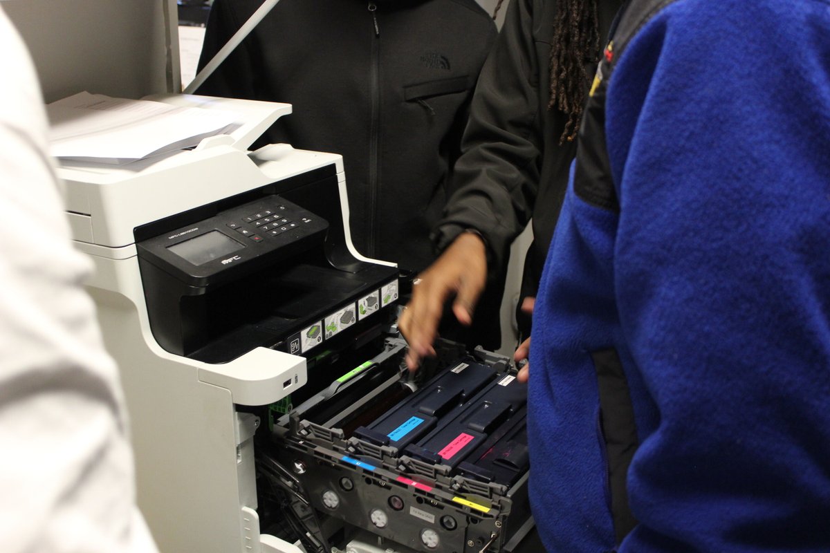 dsdtedu's tweet image. Students at DSDT IT class are not only fixing printers but also learning the ins and outs of these devices. From maintenance to configuration, they&apos;re mastering it all! 🖨️ #TechGeniuses  #DSDT