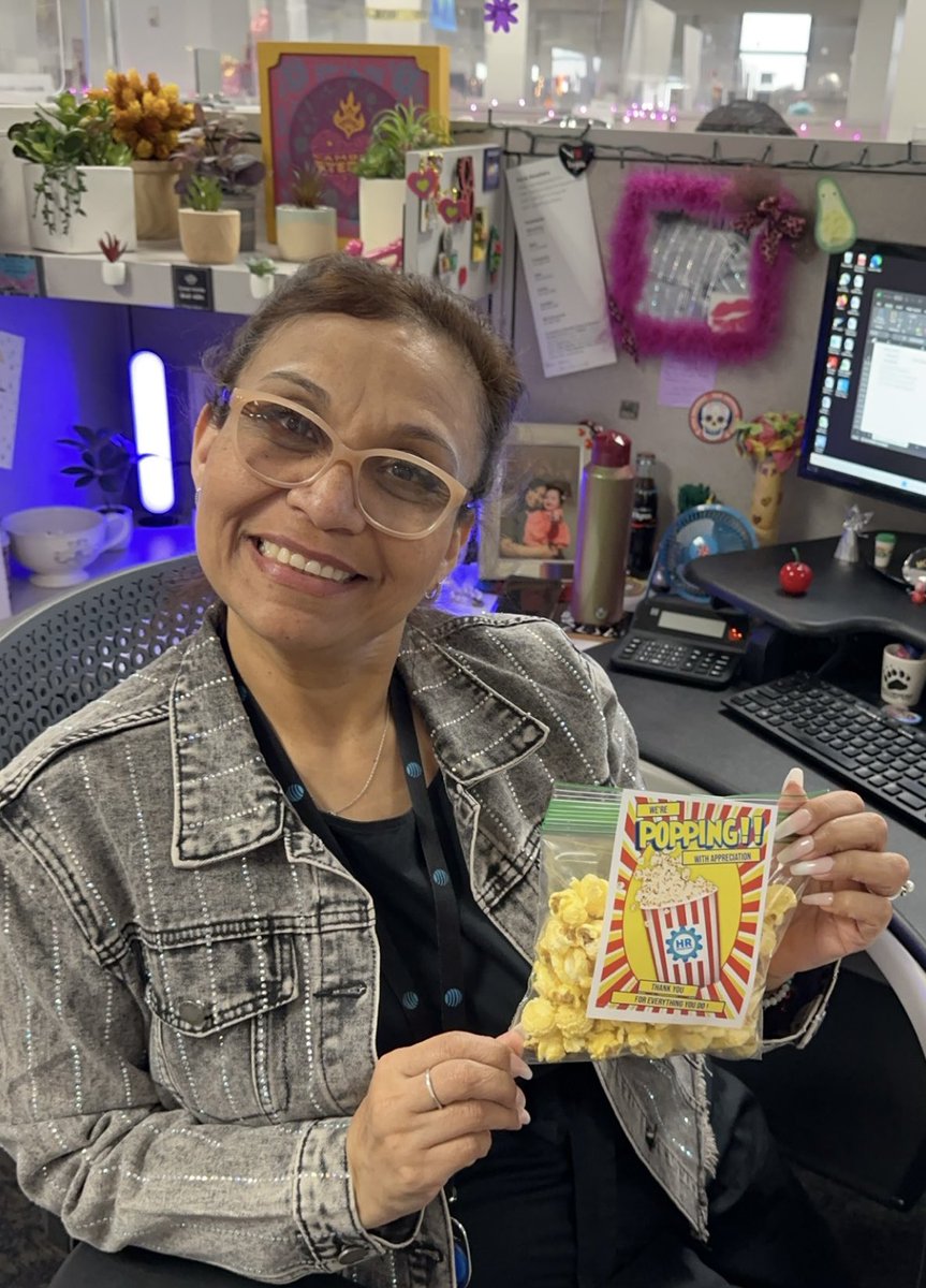 HROperations21's tweet photo. Day 2 of #EAW24 theme: “You make our department POP” (popcorn)   Celebrating our employees! #LifeAtATT #HROrganization https://t.co/NE4Db1Ov32