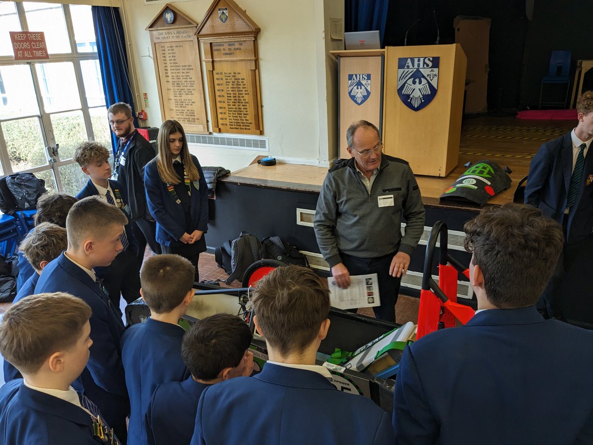 Big thanks to Duncan @alyshamhigh for hosting the 1st #SASAC @Greenpowertrust Norfolk schools meet & to Matt & Bill @townclose for sharing all their amazing knowledge! Very proud of Archie & Lucas @AldermanHigh for taking centre stage to share our #STEM club presentation! 🤩👏🏎️