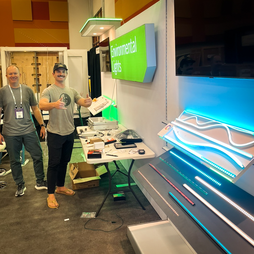 LEDEnviroLights's tweet photo. Our team is having a great time setting up for Lightapalooza at the Rennaissance Phoenix Glendale Hotel &amp; Spa!

If you’re in the area, make sure to stop by our booth and say hi to our team!

#Tradeshow #Lightapalooza #Lighting #LowVoltage #EnvironmentalLights https://t.co/ea6cdIwuaY