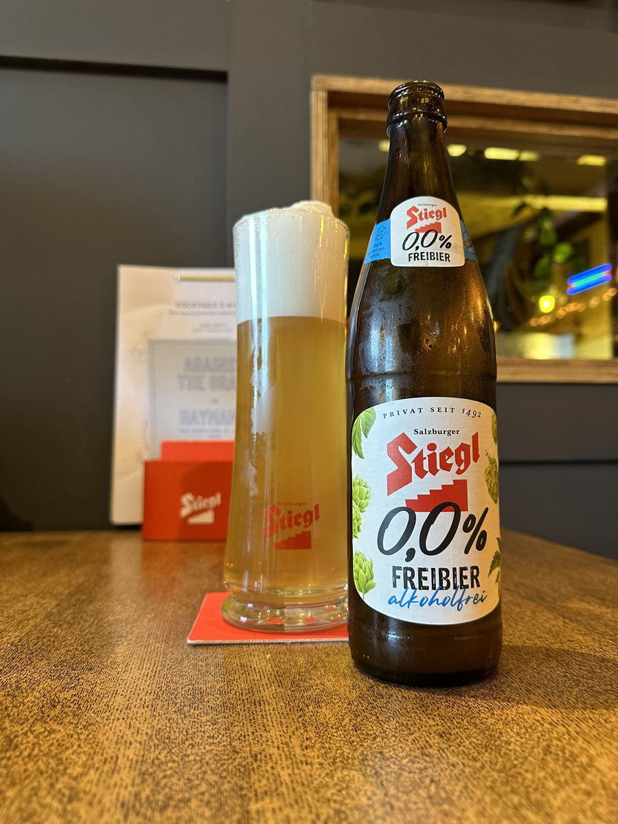 GammonBaron's tweet photo. @CraftBeerHour Just the one for me. At a new bar (to me) in Bramley, West Leeds.
#AppropriateGlassware #CraftBeerHour https://t.co/EgfO8NmkJQ