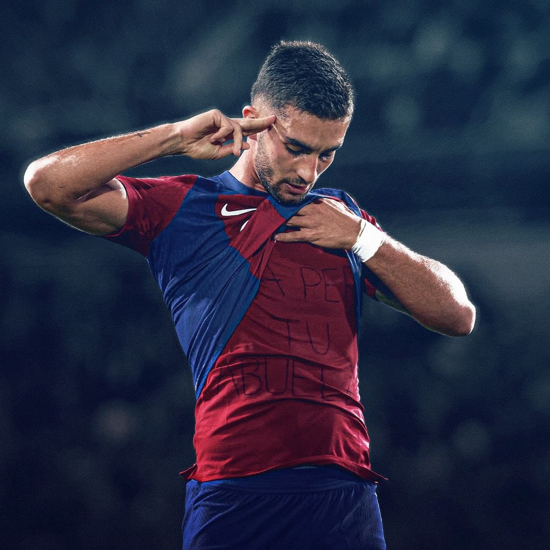 forcabarca_ar's tweet photo. 24 سنة . .

عيد ميلاد سعيد لـ فيران توريس ❤️ https://t.co/wndY3uFdfU