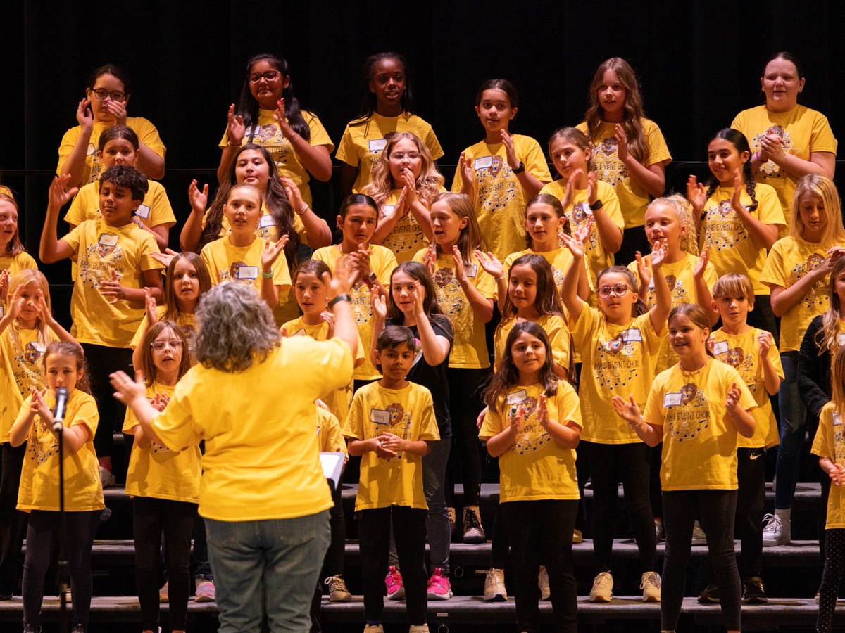 Twenty-one elementary school @CUSDFineArts choirs took part in CUSD's Elementary Choral Festival at the CCA on Tuesday and Wednesday of last week. Choirs performed by school and then in groups to polish techniques. Great work! #WeAreChandlerUnified