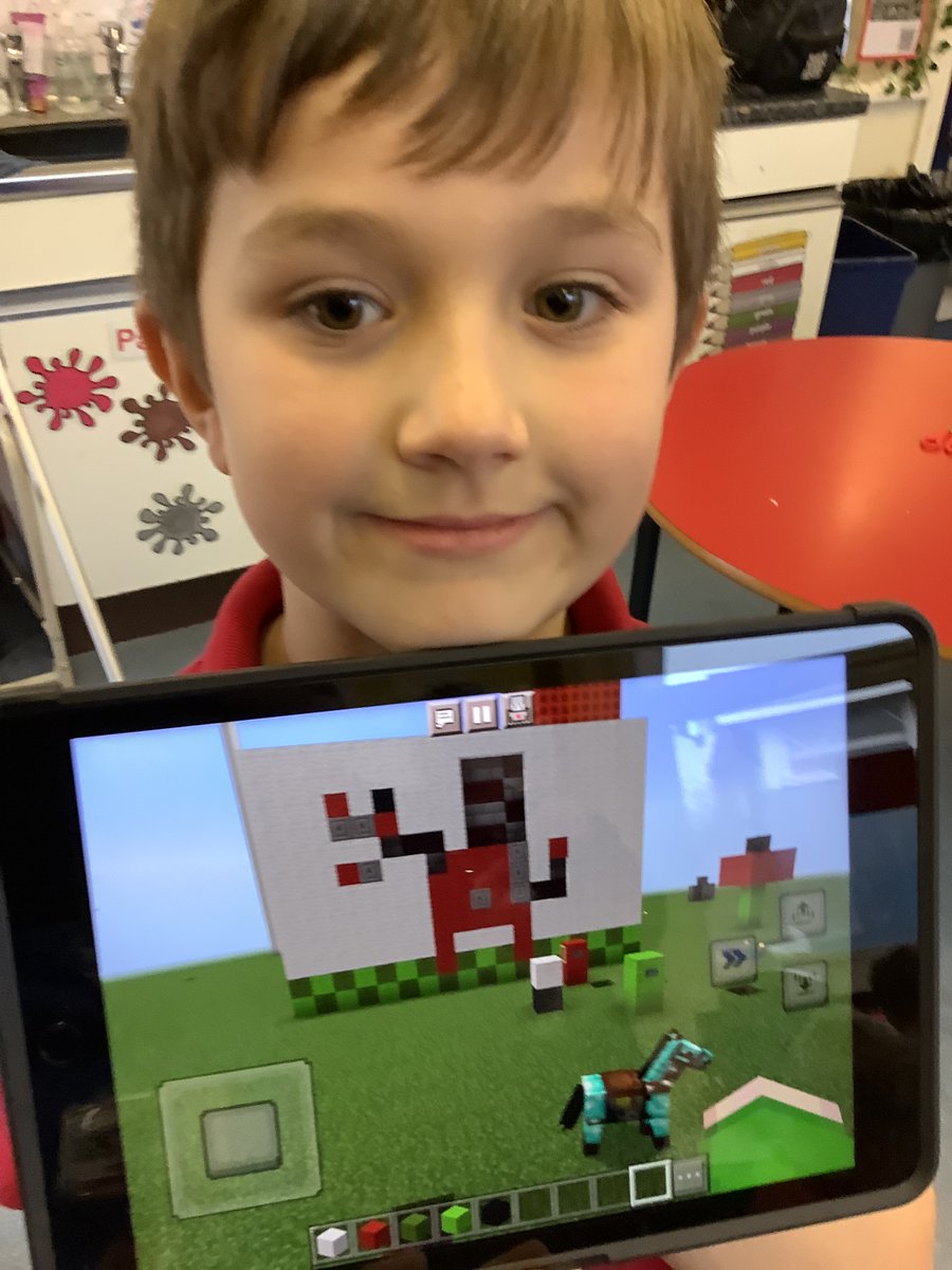 LPSCardiff's tweet photo. Minecraft Club enjoyed creating Welsh Dragons this week!  Gwaith da!   @LlanmartinPrim https://t.co/33PAZCKaGM