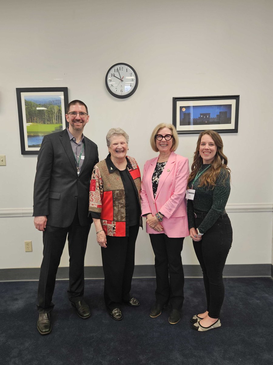 Thank you to the KPA Members who came out for Psychology Day at the Capitol! Your dedication to raising awareness and actively engaging with legislators is an inspiring example of the positive impact that advocacy can have on mental health and the practice of psychology.