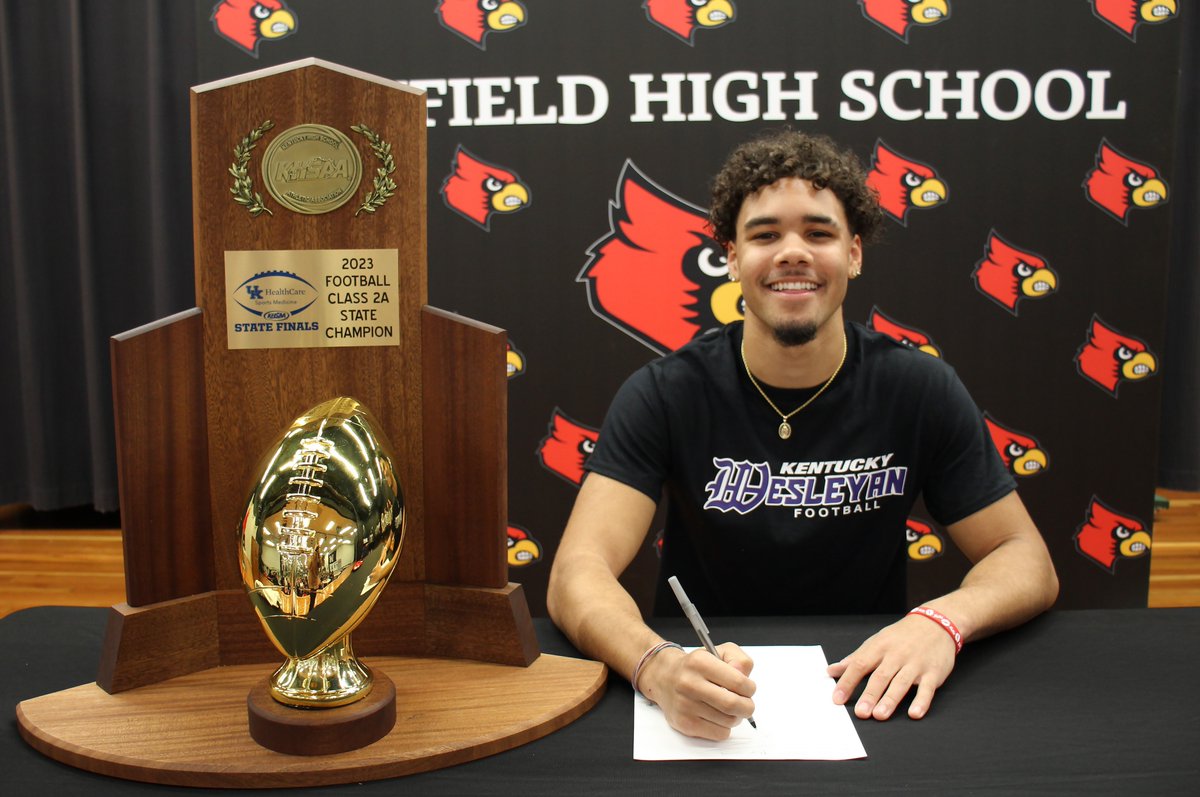 MHSCards1's tweet photo. Congratulations to Cardinal Football's Xavier Biggers!  Zaye signed today to continue to play at Kentucky Wesleyan! https://t.co/Ub5PqEreWk