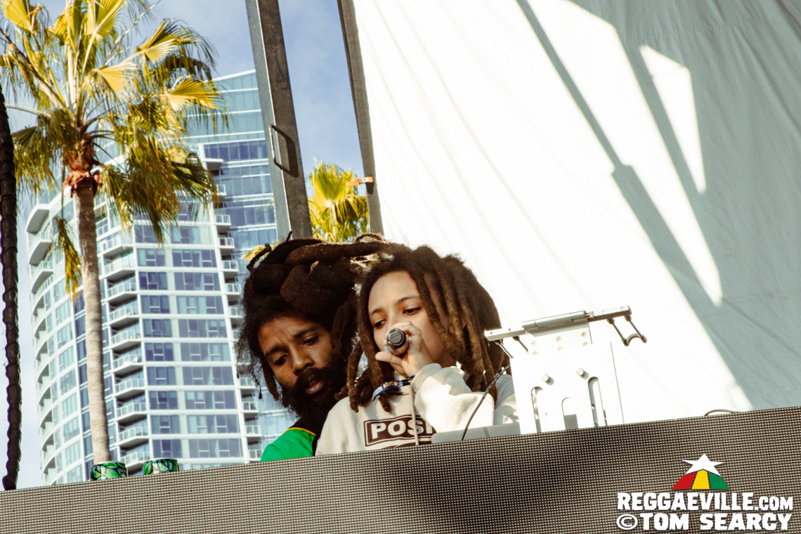 reggaeville's tweet photo. Photo report @ https://t.co/W8itLjOd1B
Kailash with Yaadcore @ Boomyard Stage - Cali Vibes Fest 2024
#Kailash #Yaadcore #CaliVibes2024 #Reggaeville #BoomYardStage https://t.co/sy6CFtPo8f