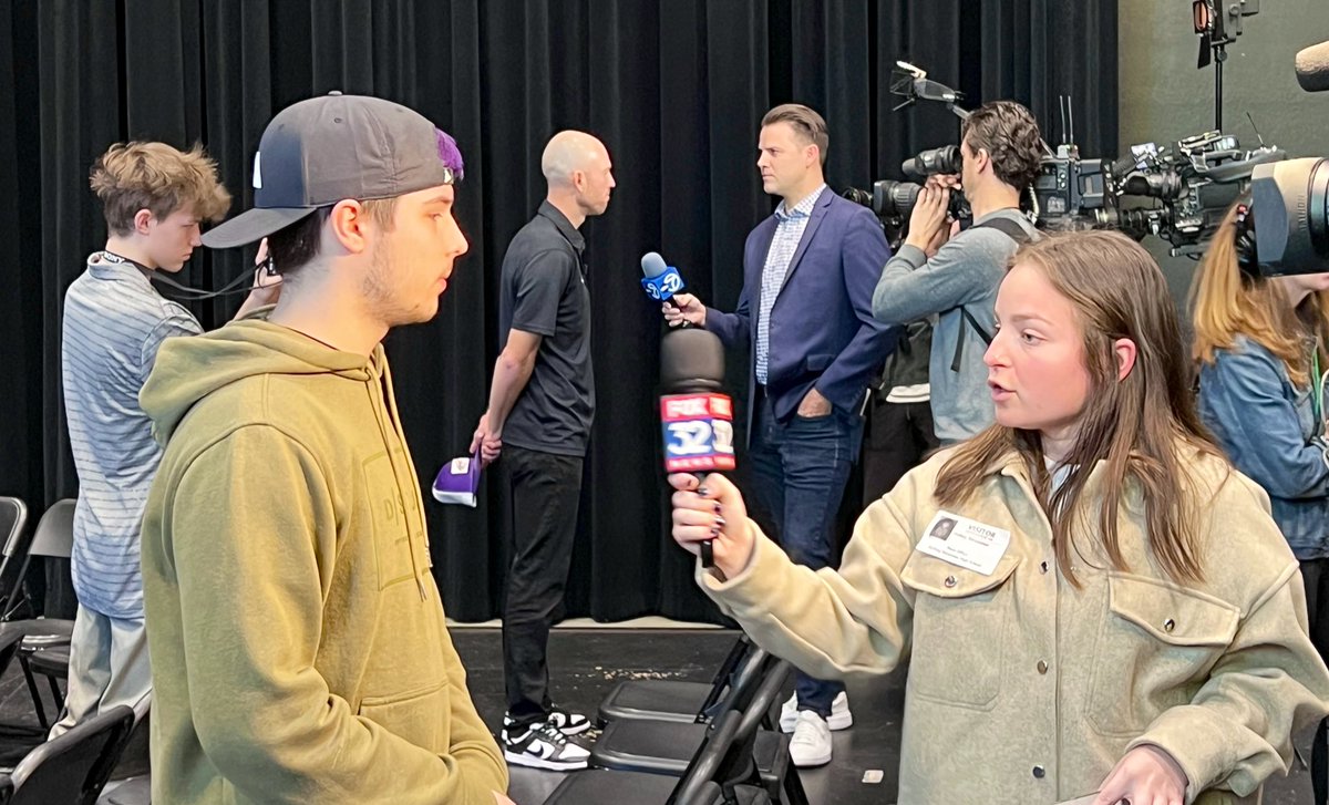 mary luckritz tweet media