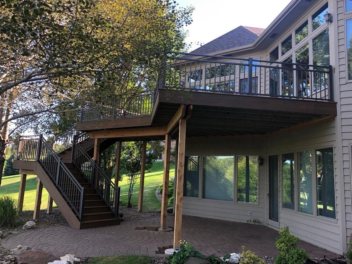 IntegritySF's tweet image. Are you thinking of replacing that old worn out wooden deck? Have our skilled craftsmen build you a low-maintenance Trex deck! #DeckBuilder #TrexDecking #integritySF