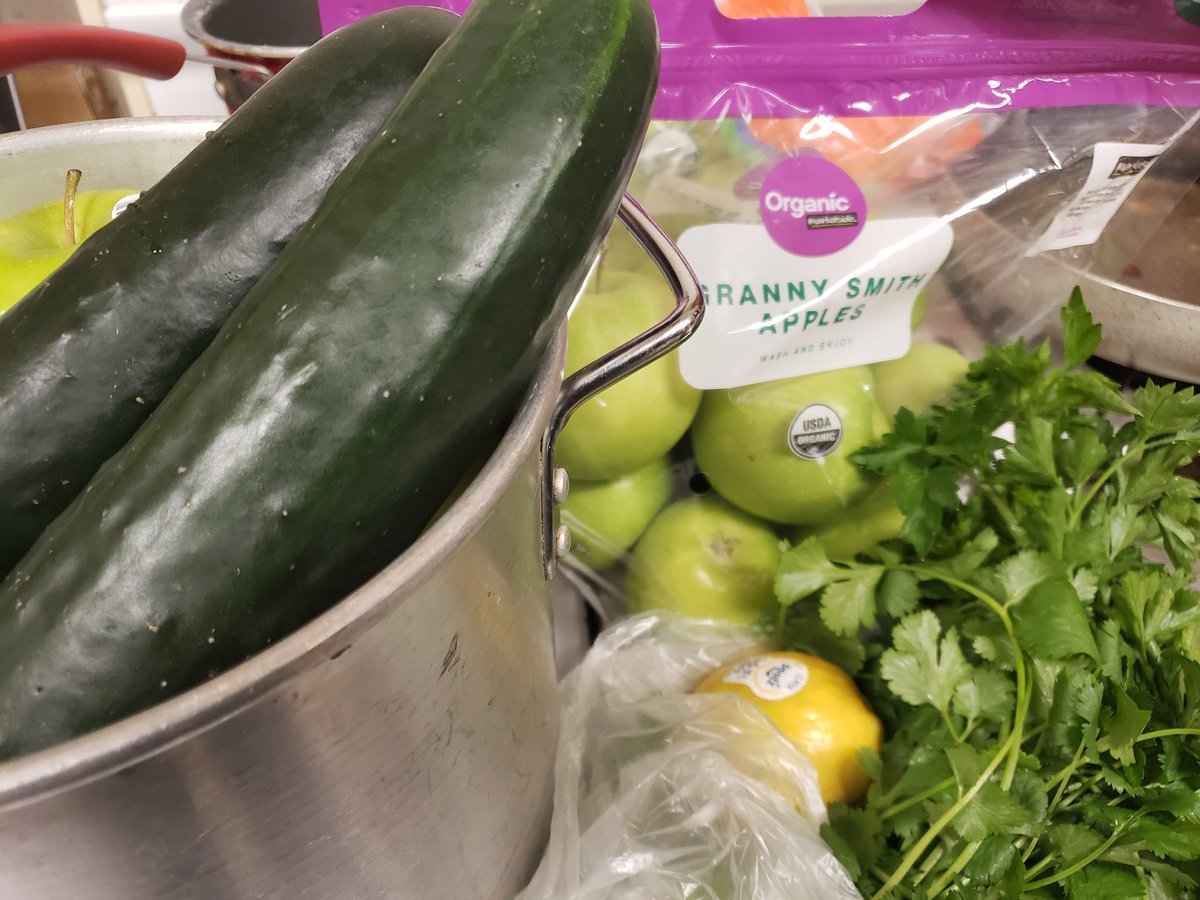 AfakasiBrand's tweet photo. Talofa 🌍! 

Time to detox and cleanse!

Health is Wealth!

#KnowyourWHY
#Key2Life https://t.co/ZxzhmY0k66