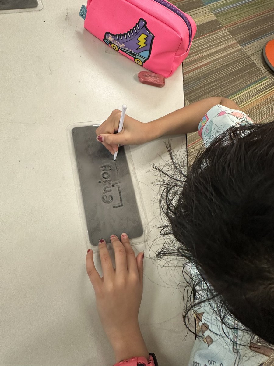 My class was very excited to incorporate our new gel boards into our live spelling work today in <a href="/letterland/">Letterland</a> Big thanks to the <a href="/WhiteOakElem/">White Oak Elementary</a> PTA for helping make learning engaging for our students ❤️