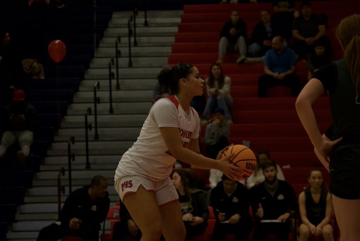 Ella Negron tweet media