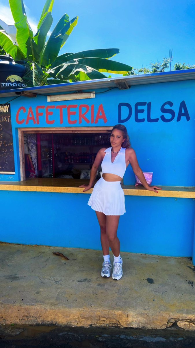 ash_ariaz's tweet photo. Missing home 🇩🇴♥️ https://t.co/oHNZww1veF