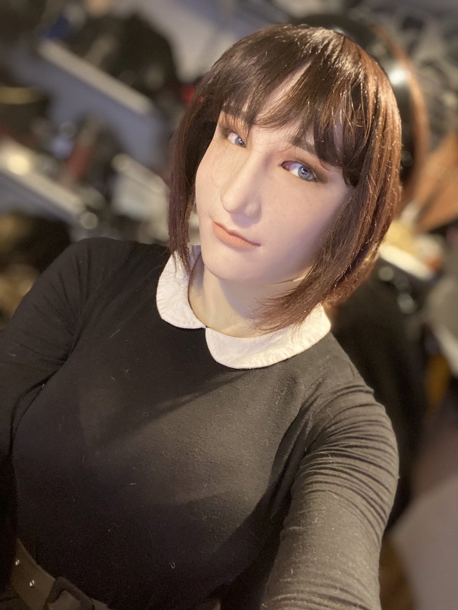 Ohai, the past few months have been very difficult for me. But i’m slowly able to do things I enjoy. Such as being this babe❤️
Mask is may 2.0 from <a href="/ROANYER8/">ROANYER</a> 

 #femalemask #femalemasking #フィメールマスク #面具变装 #硅胶面具 #女装子 #女装大佬 #人皮面具