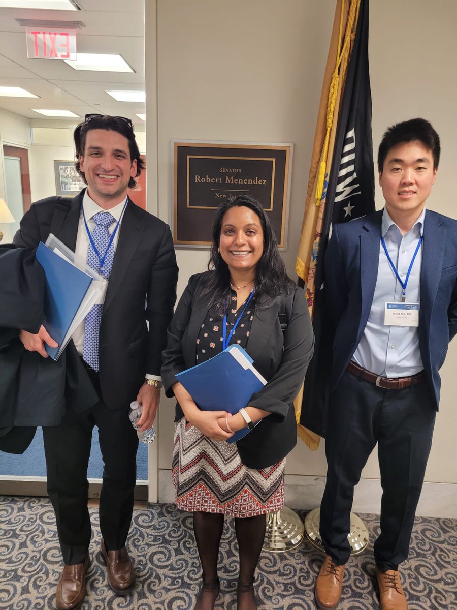AmerUrological's tweet image. The New Jersey delegation are on the hill meeting their representatives #AUASummit24 @urologyyoung @jeffnjurology @jake_drobner